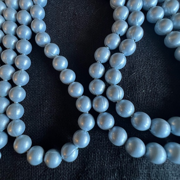 Oops A Daisy Lt Blue Necklace - Picture 6 of 9